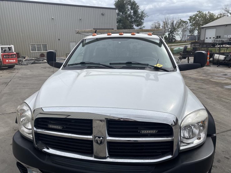 2009-dodge-ram-4500-image-10