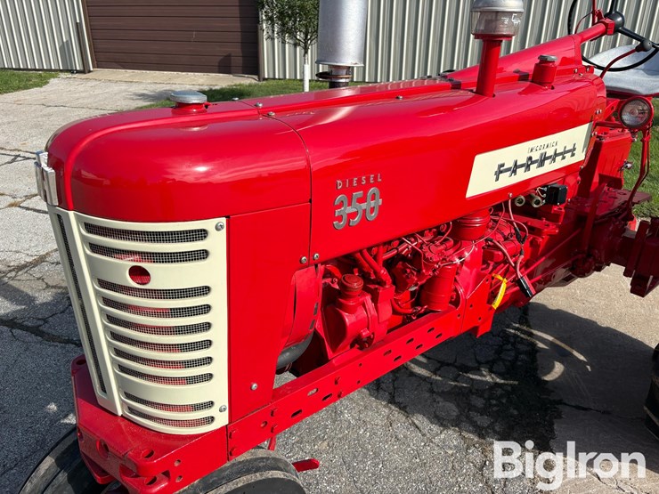 1956-case-ih-350-image-20
