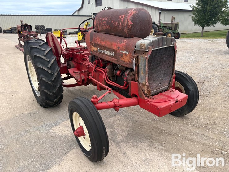 1956-international-350-image-3