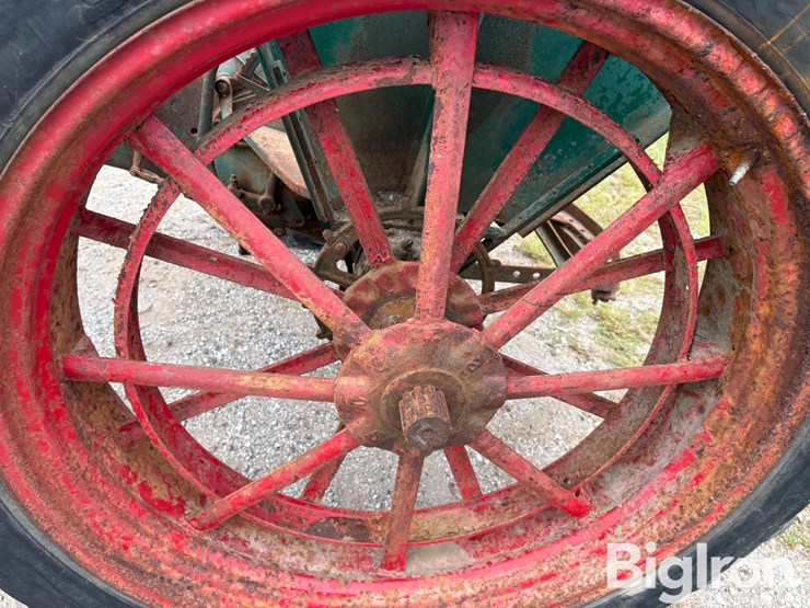 1941-oliver-70-image-18