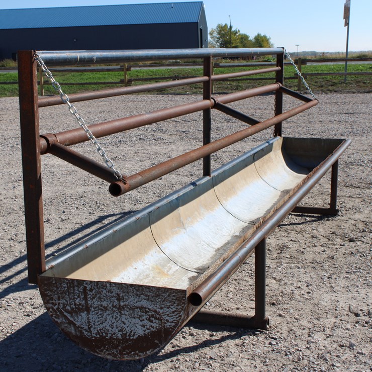 #4096 • #4096 Adjustable Fence Line Bunks