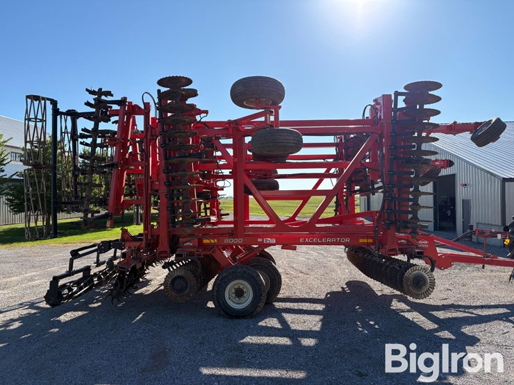 2012-kuhn-krause-excelerator-8000-image-3