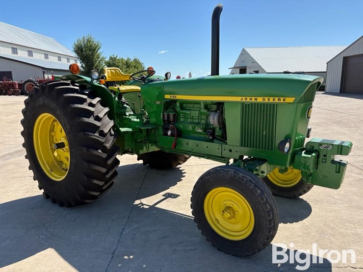 1969-john-deere-3120-image-3