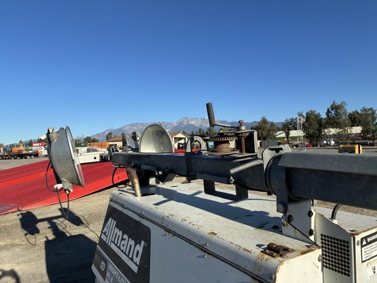 2008-allmand-night-light-pro-nl8-towable-light-tow-image-9