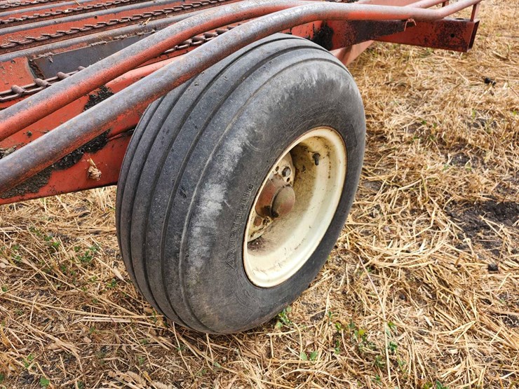 hesston-30-image-11