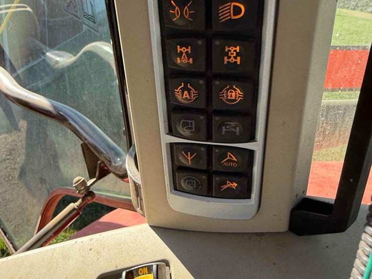 2021-massey-ferguson-7720s-image-8
