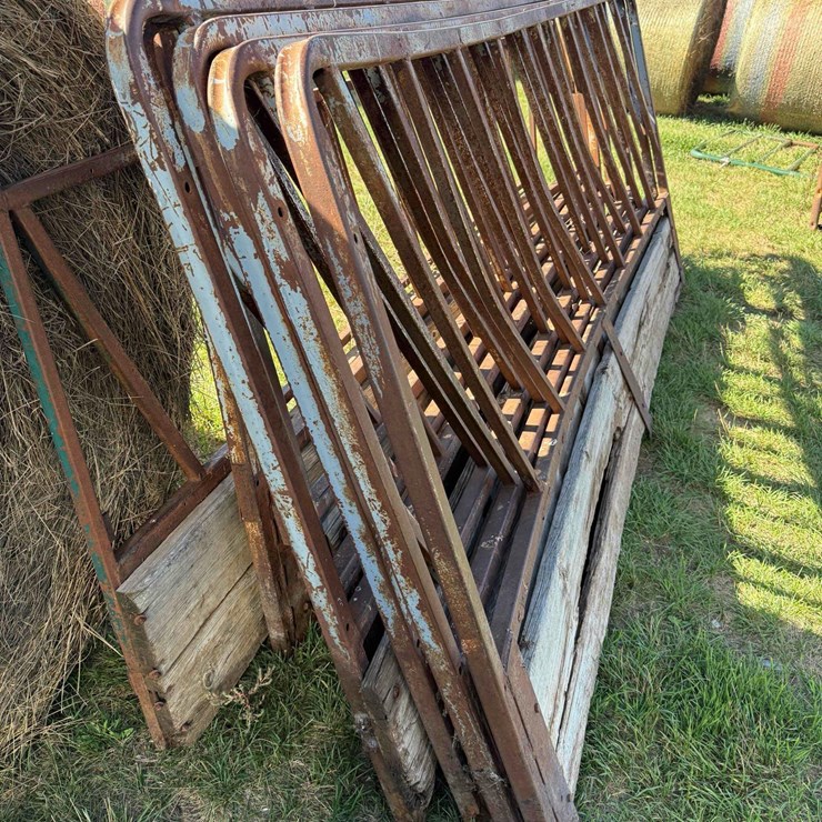 Fenceline Feed Panels