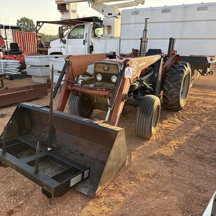 MASSEY-FERGUSON 240