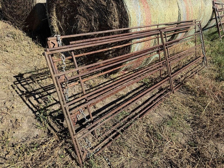 homemade-livestock-panels-image-1