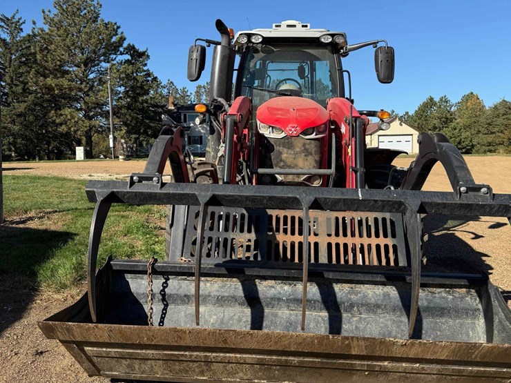 2021-massey-ferguson-7720s-image-3
