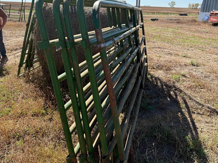 livestock-corral-gates-image-1