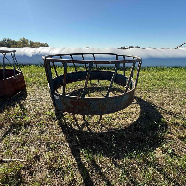 Iron Bull Single Bale Feeder