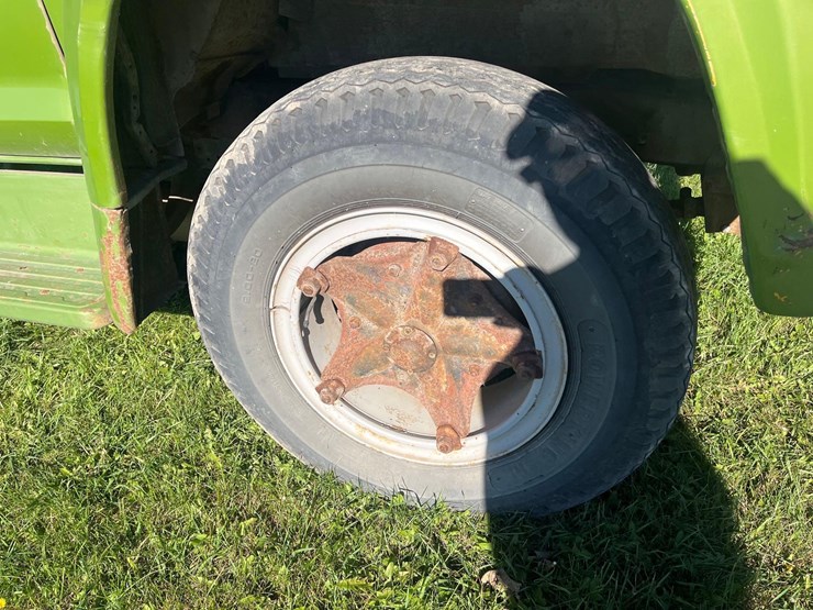 ford-f700-image-9