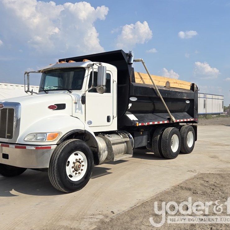 2018 PETERBILT 348