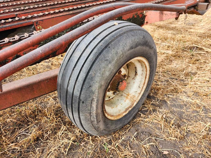 hesston-30-image-10