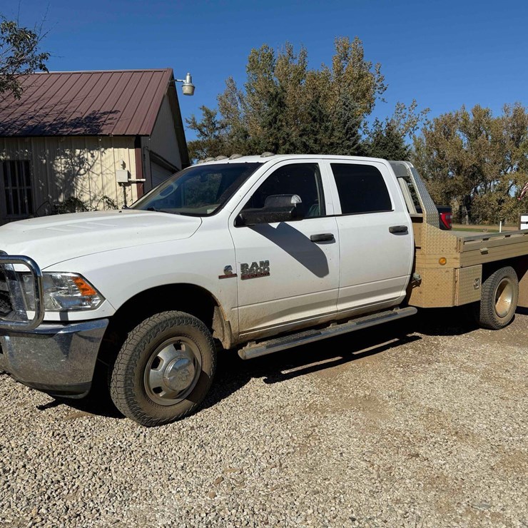 2015 DODGE 3500HD