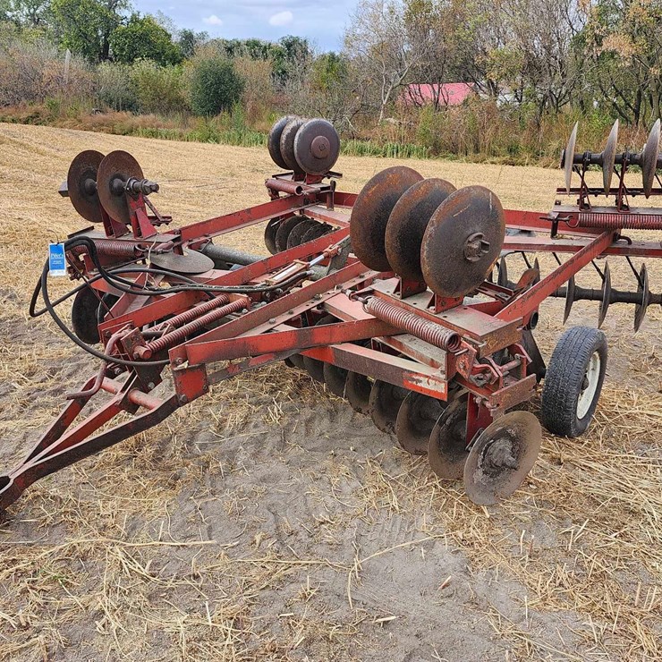 INTERNATIONAL 470