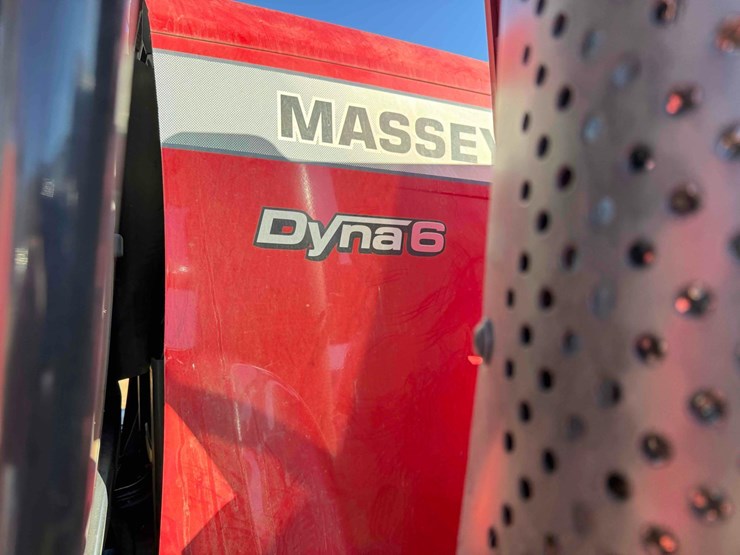 2021-massey-ferguson-7720s-image-33