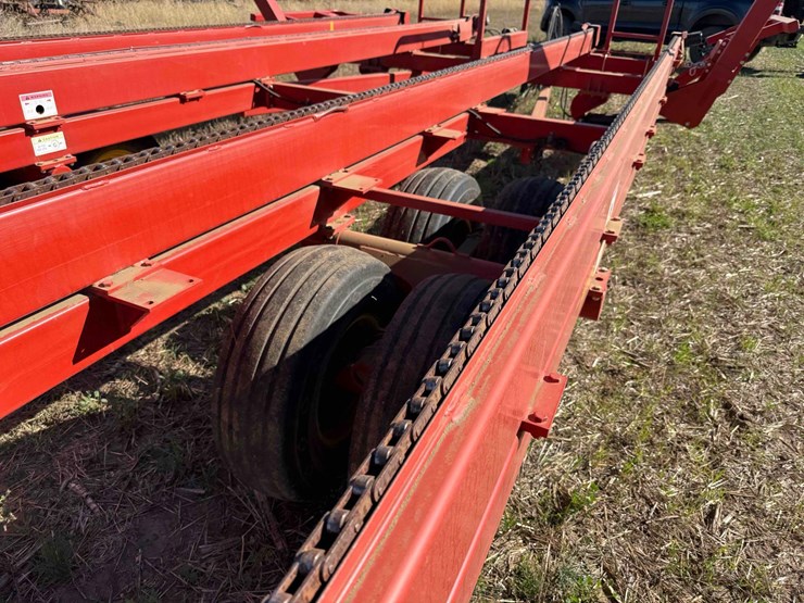 2019-highline-bm1400-bale-mover-image-7
