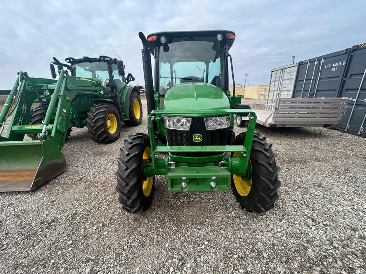 2021-john-deere-5075e-image-9