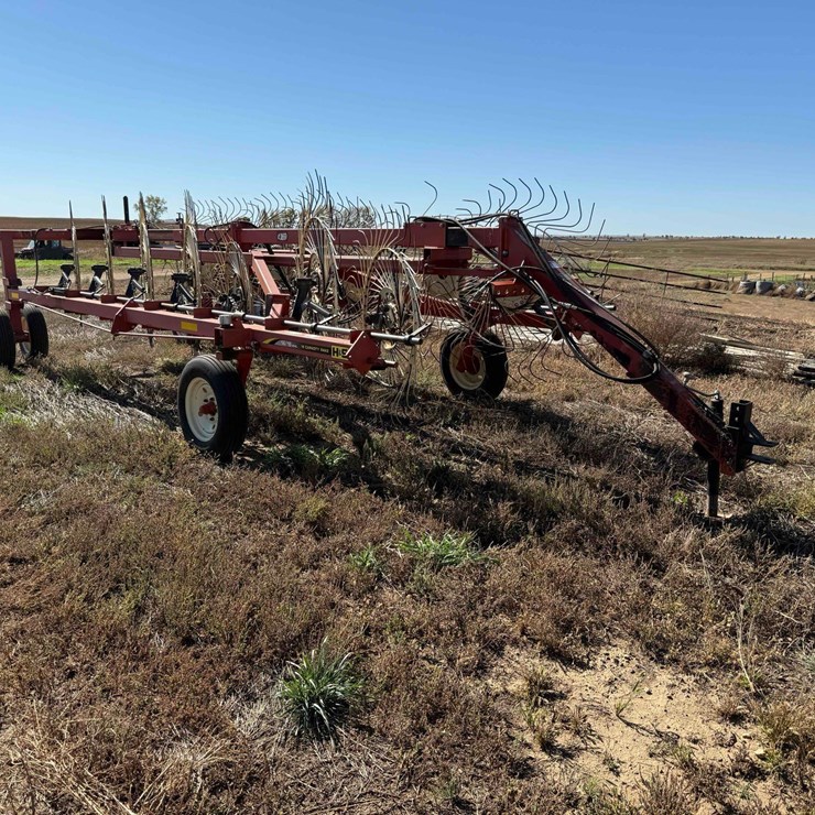 H & S 14HC Wheel Rake
