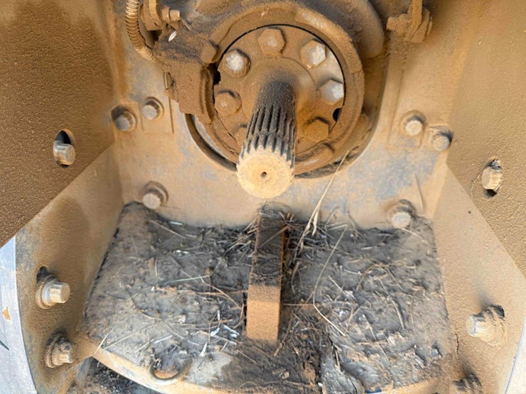 2021-massey-ferguson-7720s-image-17