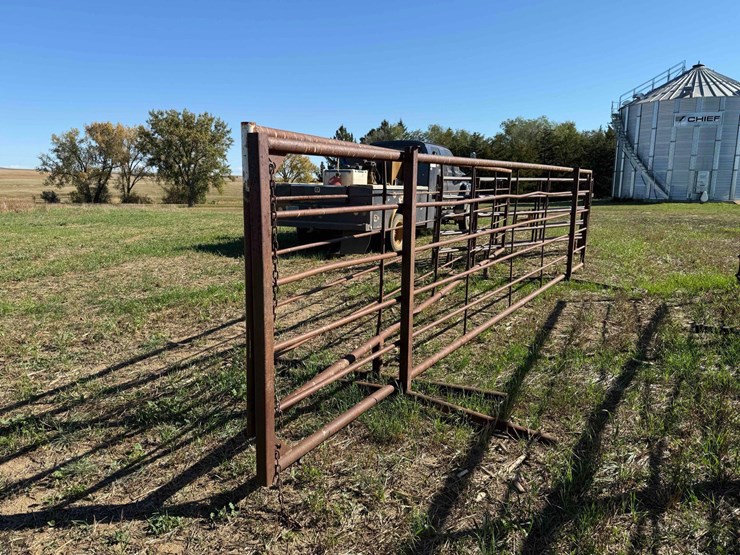 freestanding-panels-image-1