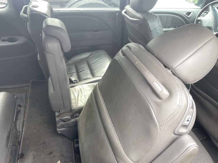 2009-honda-odyssey-image-129