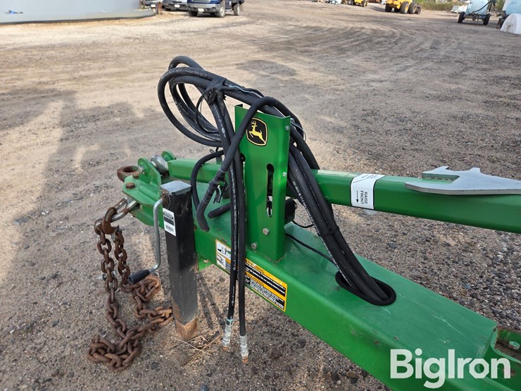 2013-john-deere-2510h-image-11