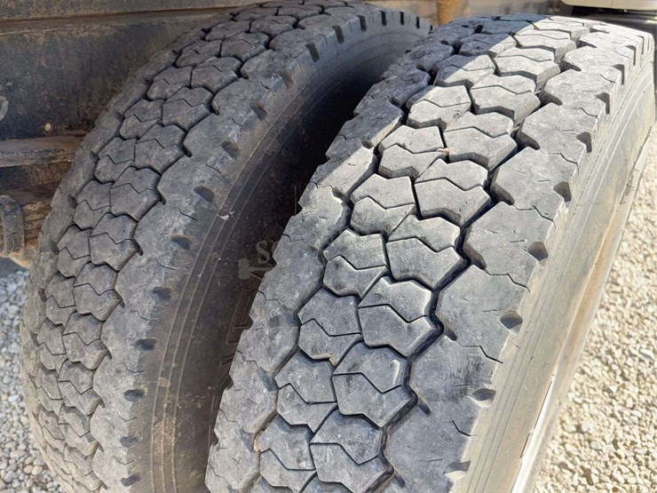 1991-international-4900-image-23