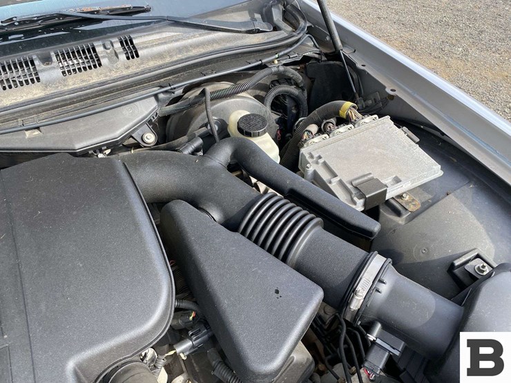 2005-ford-crown-victoria-sedan-image-23