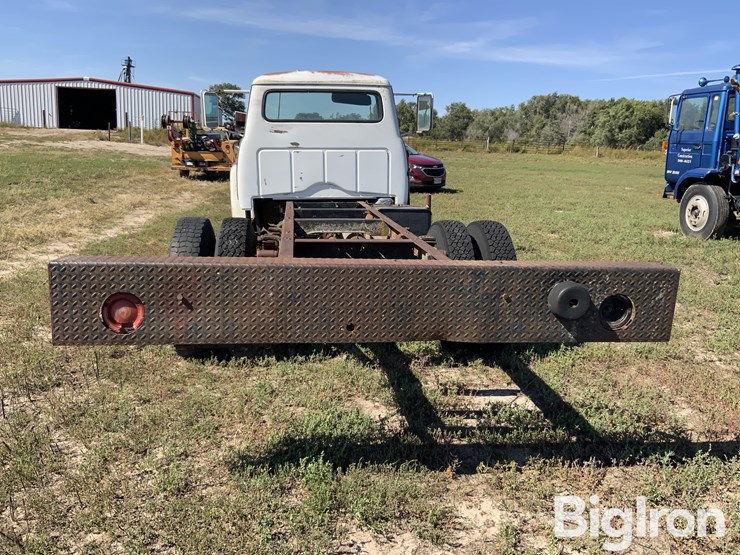 1969-international-loadstar-image-6