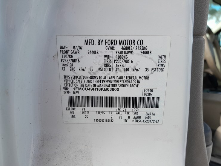 2008-ford-escape-image-8