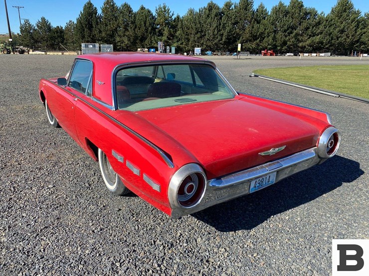 1962-ford-thunderbird-coupe-image-3