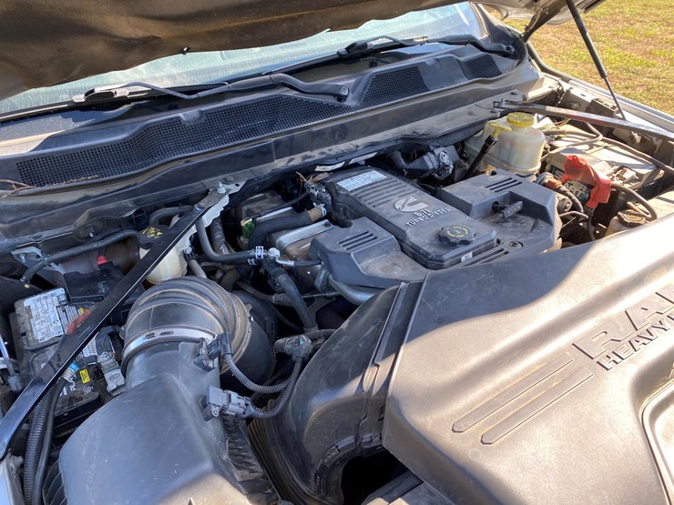 #19-•-#117-•-2020-ram-5500-rolloff-truck-image-39