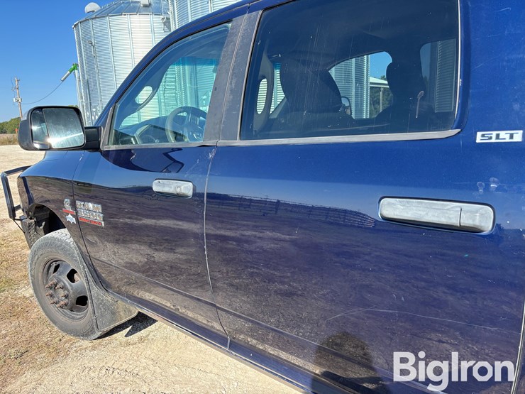 2014-ram-3500-slt-image-16