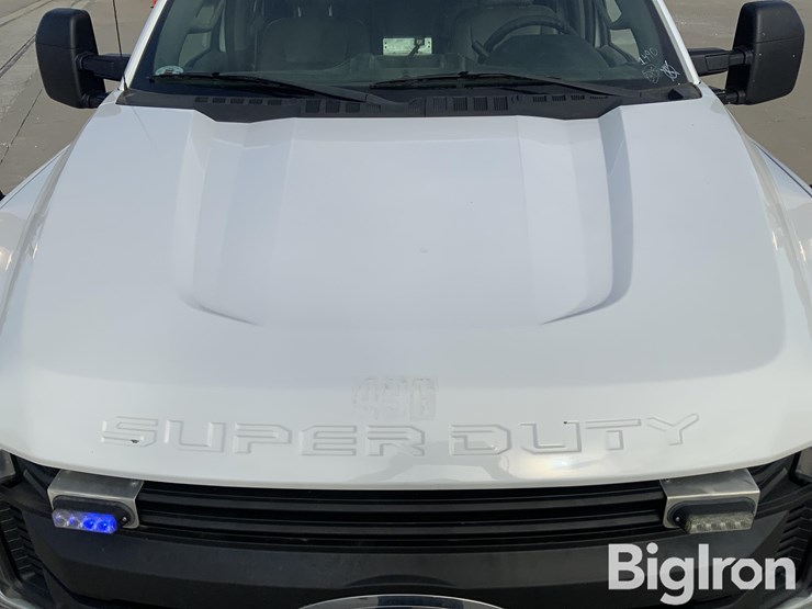 2017-ford-f350-xl-image-12