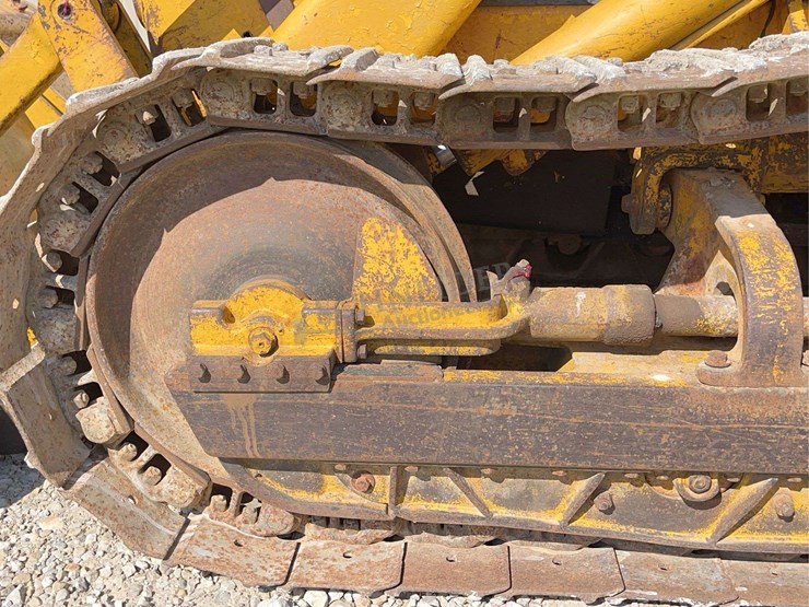 john-deere-450-image-44
