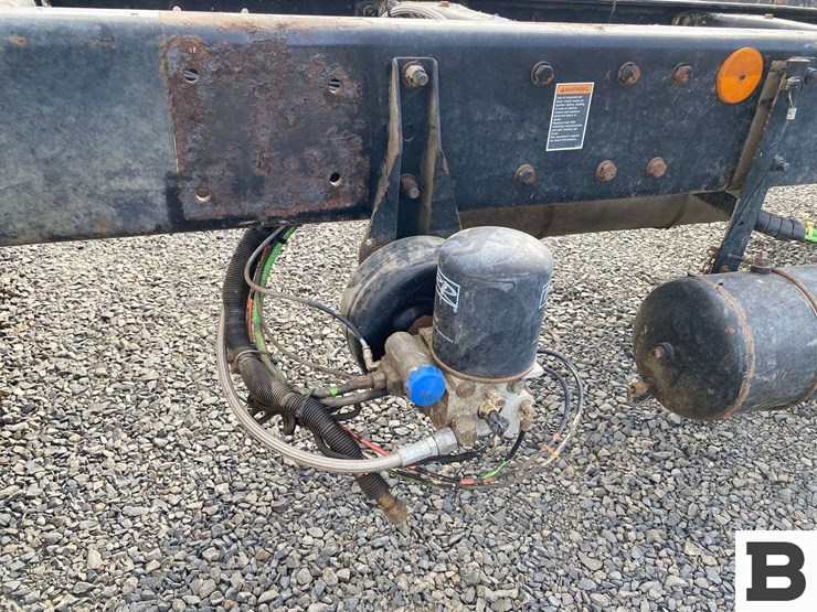 2017-kenworth-t880-image-30