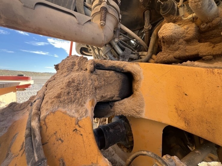 2021-volvo-a60h-image-30