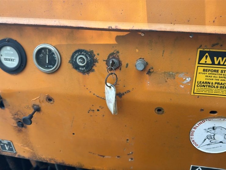 #1363-•-case-trencher-image-20