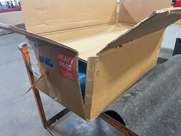 #8548-•-mopar-heads-(pr8)-image-26