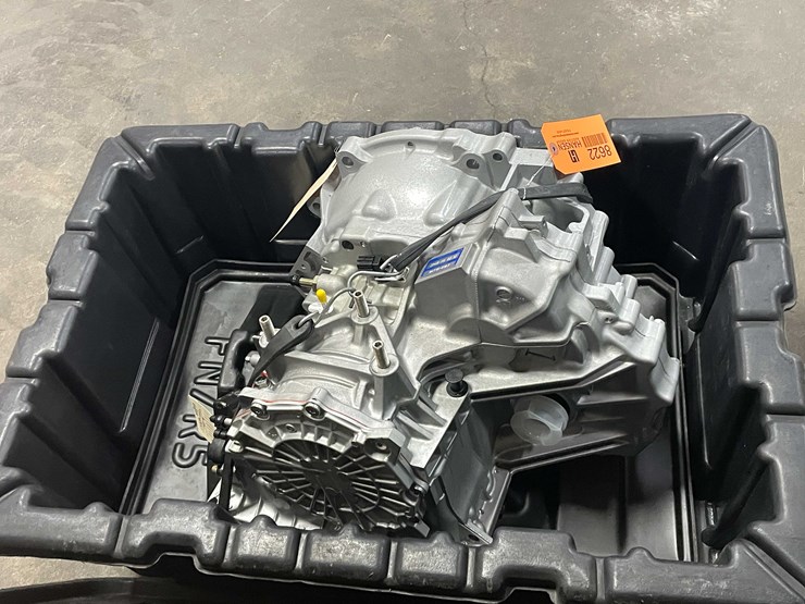 #8622-•-mazda-crate-transmission-(f)-image-6