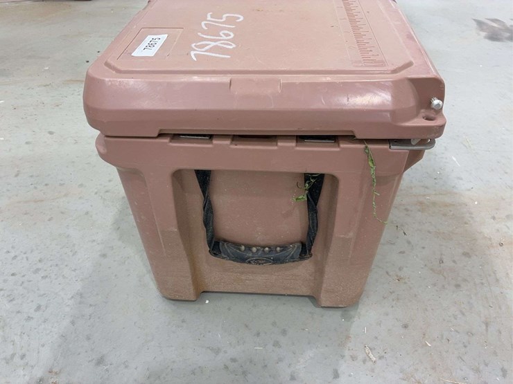 insulated-cooler-image-4