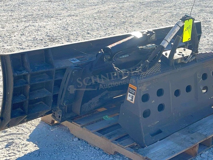 john-deere-8-image-6