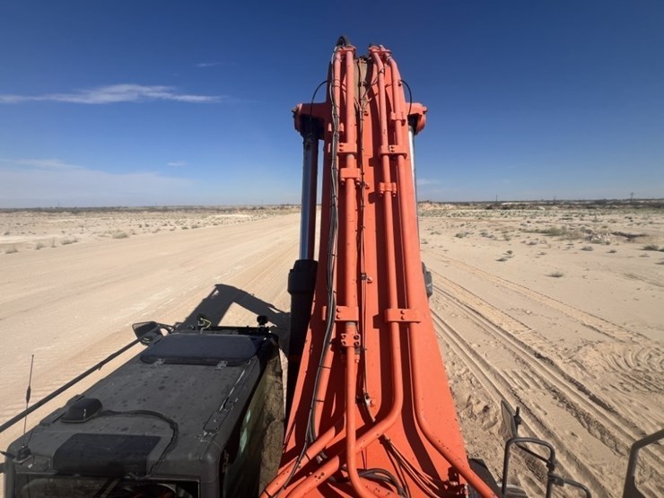 2018-hitachi-zx870-image-45