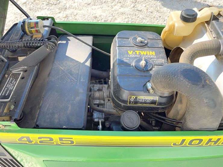 john-deere-425-image-24