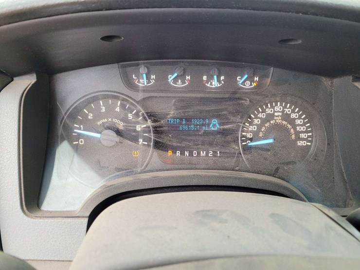 2011-ford-f150-image-18