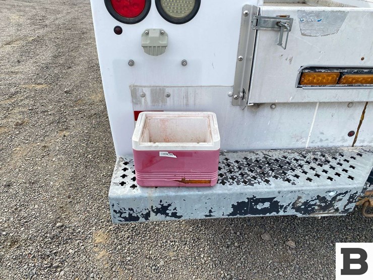 2009-chevrolet-silverado-3500-image-24