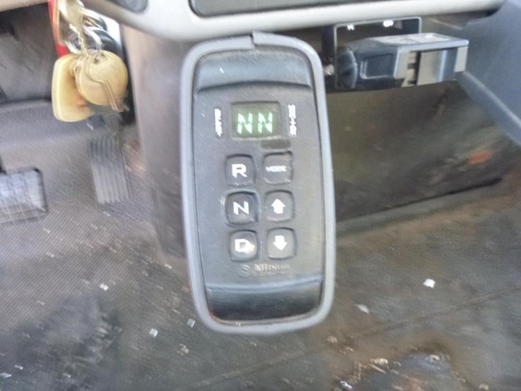 2009-international-durastar-4300-image-16